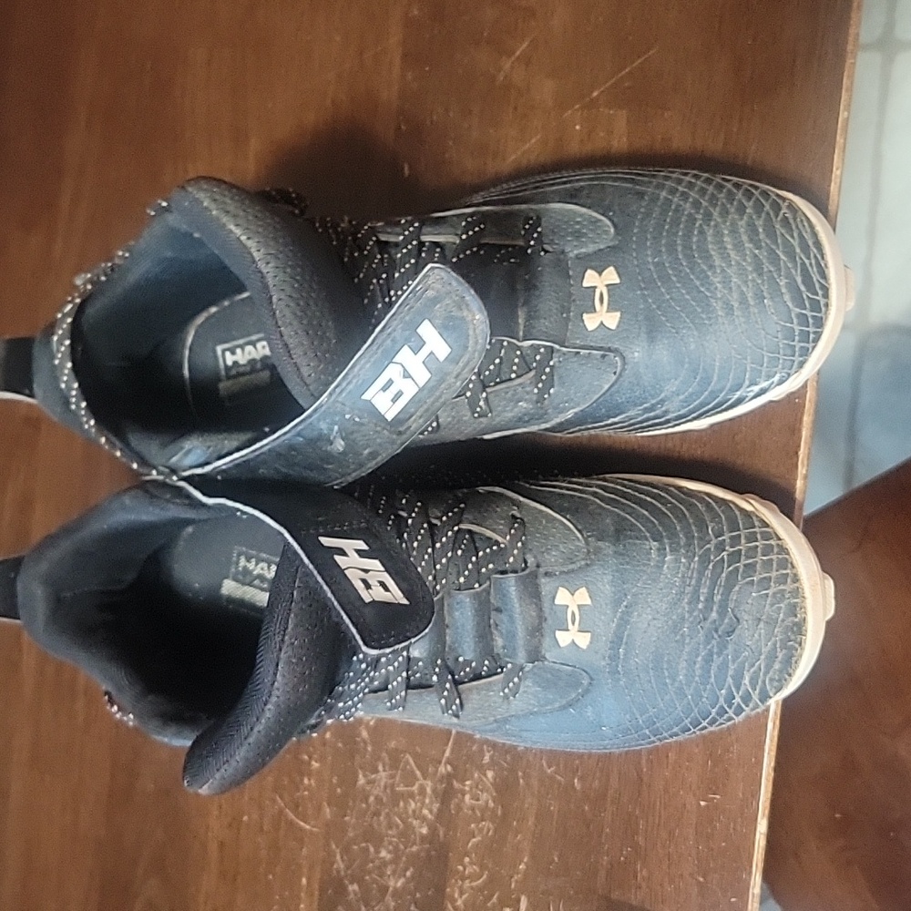 Under Armour Baseball cleats